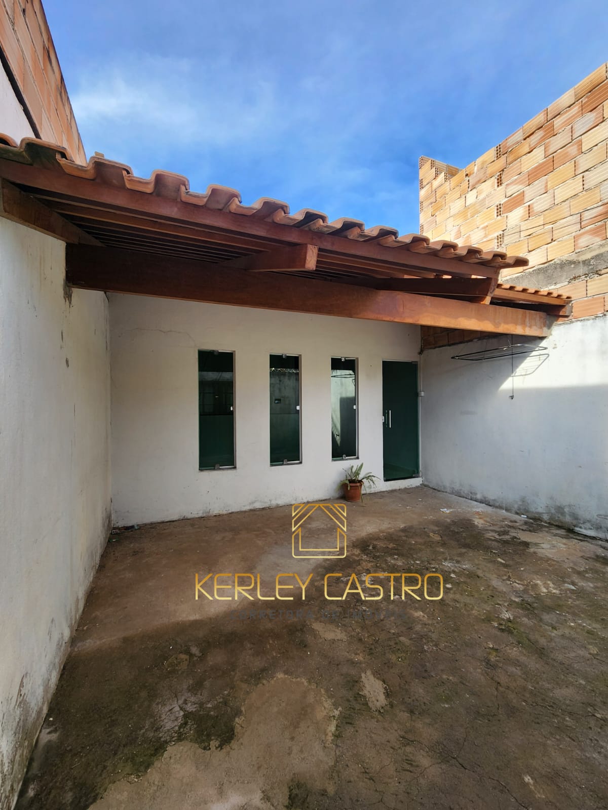 VENDO CASA-VERDE VALE